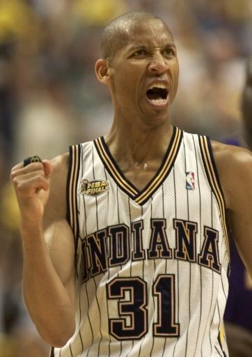 凭借他极具 凭借他极具