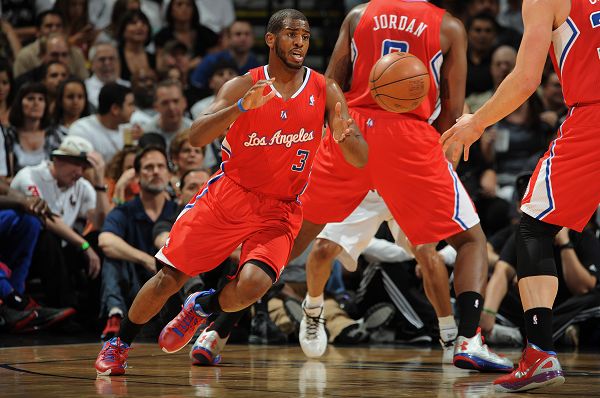 角球头球得 角球头球得